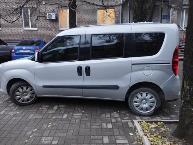 Серый Опель Комбо груз.-пасс., объемом двигателя 1.4 л и пробегом 117 тыс. км за 7700 $, фото 1 на Automoto.ua