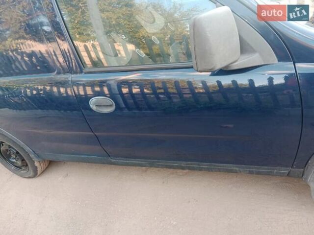 Синій Опель Комбо вант.-пас., об'ємом двигуна 1.69 л та пробігом 370 тис. км за 2500 $, фото 8 на Automoto.ua