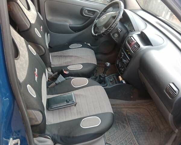 Синій Опель Комбо вант.-пас., об'ємом двигуна 1.69 л та пробігом 370 тис. км за 2500 $, фото 7 на Automoto.ua