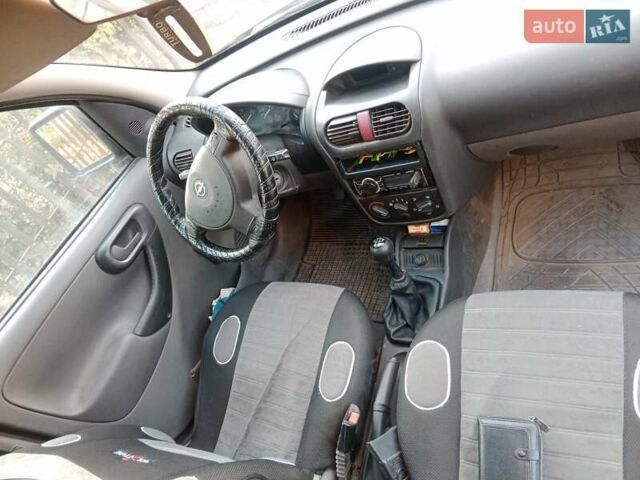 Синій Опель Комбо вант.-пас., об'ємом двигуна 1.69 л та пробігом 370 тис. км за 2500 $, фото 6 на Automoto.ua