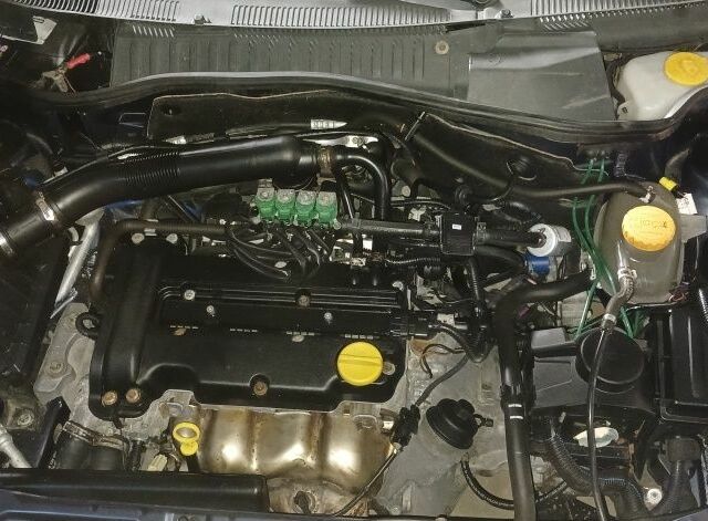 Синій Опель Комбо вант.-пас., об'ємом двигуна 1.4 л та пробігом 260 тис. км за 5802 $, фото 2 на Automoto.ua