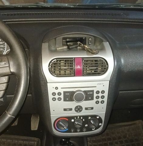 Синій Опель Комбо вант.-пас., об'ємом двигуна 1.4 л та пробігом 260 тис. км за 5802 $, фото 3 на Automoto.ua