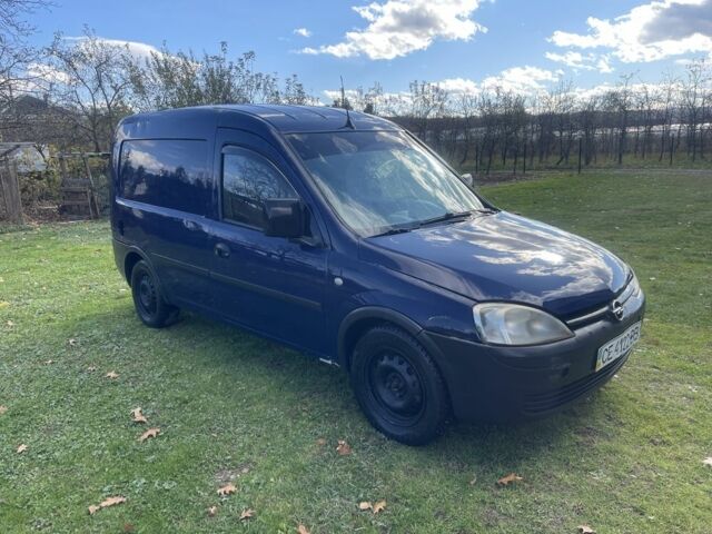 Синій Опель Комбо вант.-пас., об'ємом двигуна 1.3 л та пробігом 260 тис. км за 2500 $, фото 3 на Automoto.ua