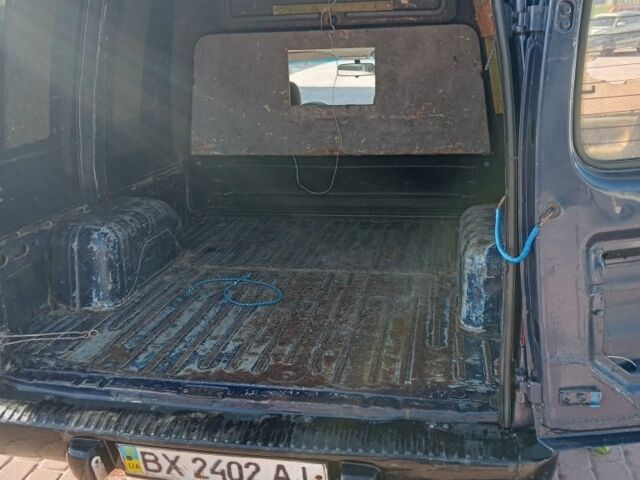 Синій Опель Комбо вант.-пас., об'ємом двигуна 0 л та пробігом 132 тис. км за 1550 $, фото 7 на Automoto.ua