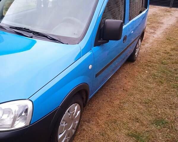 Синій Опель Комбо вант.-пас., об'ємом двигуна 1.69 л та пробігом 279 тис. км за 5100 $, фото 14 на Automoto.ua