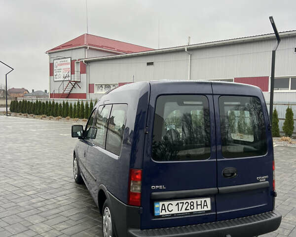 Синий Опель Комбо груз.-пасс., объемом двигателя 1.6 л и пробегом 277 тыс. км за 2890 $, фото 6 на Automoto.ua