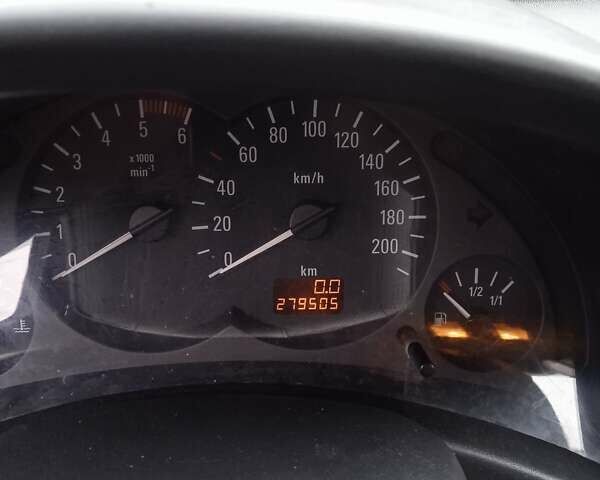 Синій Опель Комбо вант.-пас., об'ємом двигуна 1.69 л та пробігом 279 тис. км за 5100 $, фото 8 на Automoto.ua