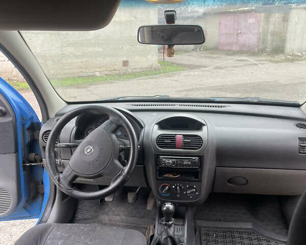 Синий Опель Комбо груз.-пасс., объемом двигателя 1.69 л и пробегом 417 тыс. км за 2700 $, фото 4 на Automoto.ua