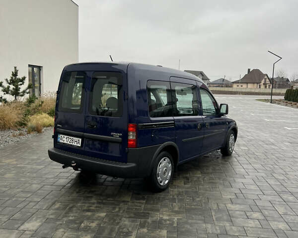 Синий Опель Комбо груз.-пасс., объемом двигателя 1.6 л и пробегом 277 тыс. км за 2890 $, фото 4 на Automoto.ua
