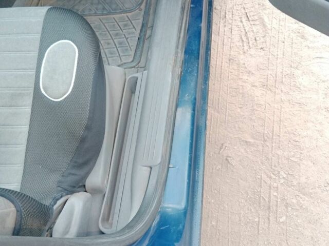 Синій Опель Комбо вант.-пас., об'ємом двигуна 0 л та пробігом 352 тис. км за 2000 $, фото 3 на Automoto.ua