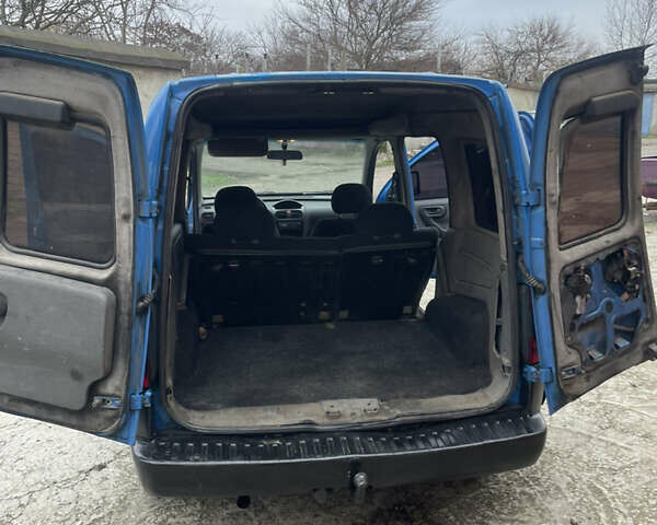 Синий Опель Комбо груз.-пасс., объемом двигателя 1.69 л и пробегом 417 тыс. км за 2700 $, фото 3 на Automoto.ua