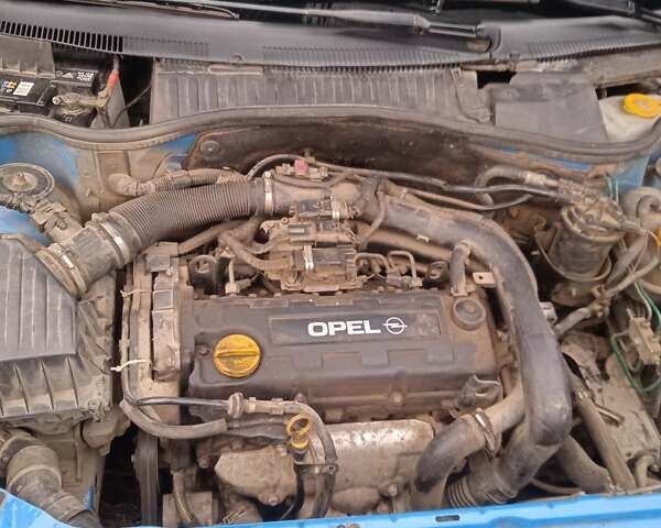 Синій Опель Комбо вант.-пас., об'ємом двигуна 1.69 л та пробігом 279 тис. км за 5100 $, фото 10 на Automoto.ua