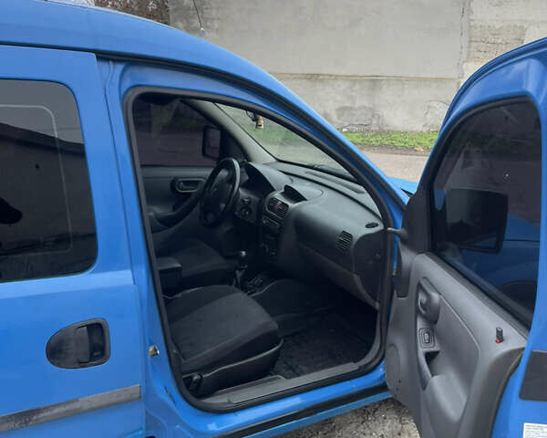 Синий Опель Комбо груз.-пасс., объемом двигателя 1.69 л и пробегом 417 тыс. км за 2700 $, фото 7 на Automoto.ua
