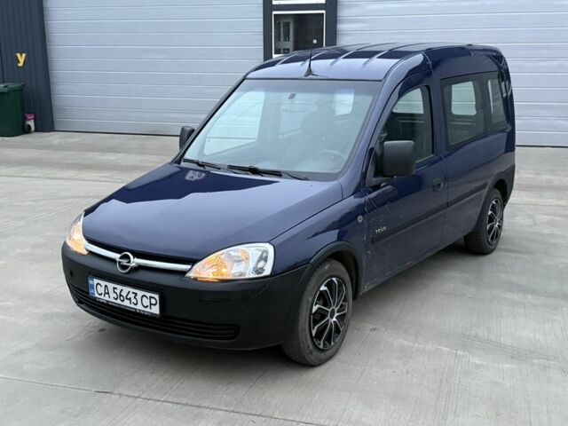 Синій Опель Комбо вант.-пас., об'ємом двигуна 1.6 л та пробігом 350 тис. км за 2800 $, фото 2 на Automoto.ua