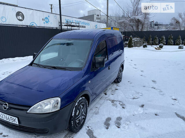 Синій Опель Комбо вант.-пас., об'ємом двигуна 1.3 л та пробігом 320 тис. км за 3300 $, фото 1 на Automoto.ua