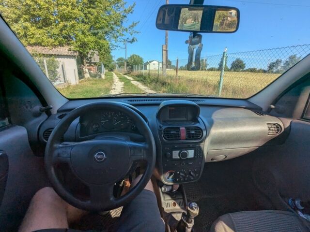 Синий Опель Комбо груз.-пасс., объемом двигателя 1.2 л и пробегом 259 тыс. км за 2899 $, фото 6 на Automoto.ua