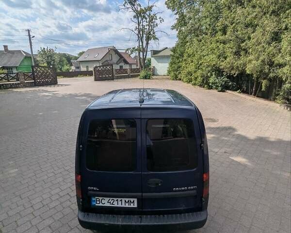 Опель Комбо груз.-пасс. 2006 в Калуше на Automoto.ua Синий Опель Комбо груз.-пасс., объемом двигателя 1.3 л и пробегом 358 тыс. км за 2899 $, фото 12 на Automoto.ua