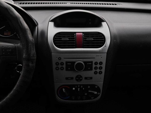 Синий Опель Комбо груз.-пасс., объемом двигателя 1.7 л и пробегом 353 тыс. км за 4690 $, фото 15 на Automoto.ua