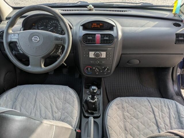 Синий Опель Комбо груз.-пасс., объемом двигателя 1.6 л и пробегом 390 тыс. км за 3200 $, фото 10 на Automoto.ua