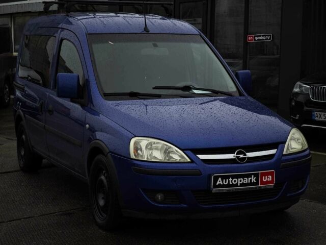 Синий Опель Комбо груз.-пасс., объемом двигателя 1.7 л и пробегом 353 тыс. км за 4690 $, фото 2 на Automoto.ua