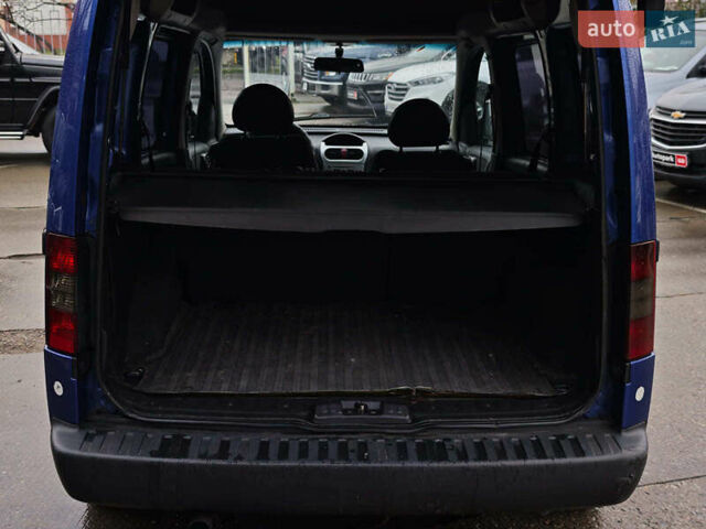 Синий Опель Комбо груз.-пасс., объемом двигателя 1.7 л и пробегом 353 тыс. км за 4690 $, фото 11 на Automoto.ua