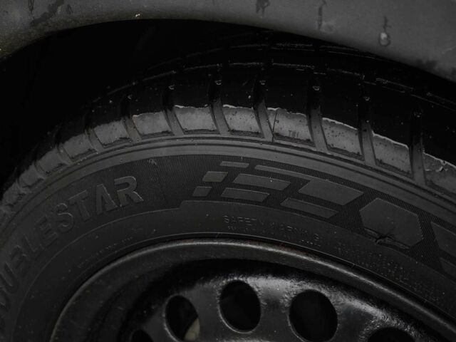 Синий Опель Комбо груз.-пасс., объемом двигателя 1.7 л и пробегом 353 тыс. км за 4490 $, фото 5 на Automoto.ua