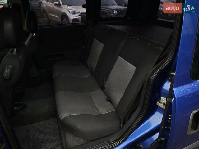 Синий Опель Комбо груз.-пасс., объемом двигателя 1.7 л и пробегом 353 тыс. км за 4690 $, фото 12 на Automoto.ua