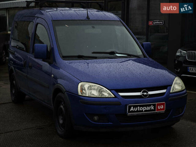 Синий Опель Комбо груз.-пасс., объемом двигателя 1.7 л и пробегом 353 тыс. км за 4690 $, фото 2 на Automoto.ua