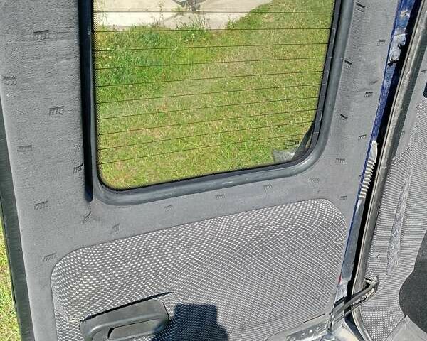 Синий Опель Комбо груз.-пасс., объемом двигателя 1.7 л и пробегом 221 тыс. км за 4500 $, фото 27 на Automoto.ua