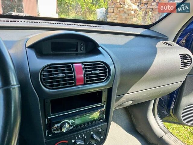 Синий Опель Комбо груз.-пасс., объемом двигателя 1.7 л и пробегом 221 тыс. км за 4500 $, фото 18 на Automoto.ua