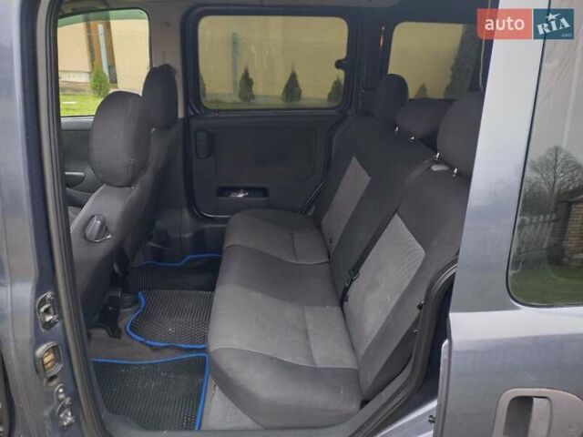 Синій Опель Комбо вант.-пас., об'ємом двигуна 1.3 л та пробігом 260 тис. км за 4400 $, фото 13 на Automoto.ua