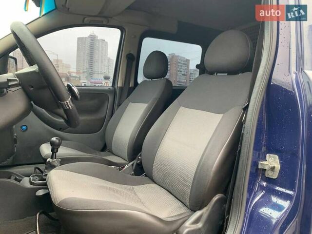 Синій Опель Комбо вант.-пас., об'ємом двигуна 1.25 л та пробігом 326 тис. км за 3390 $, фото 8 на Automoto.ua