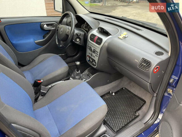 Синій Опель Комбо вант.-пас., об'ємом двигуна 0 л та пробігом 176 тис. км за 5200 $, фото 12 на Automoto.ua