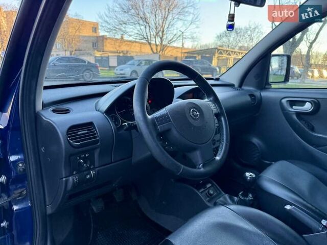 Синій Опель Комбо вант.-пас., об'ємом двигуна 1.7 л та пробігом 329 тис. км за 4999 $, фото 39 на Automoto.ua