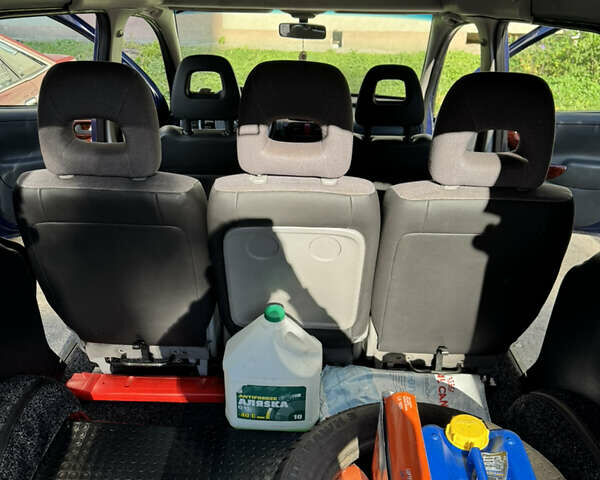 Синий Опель Комбо груз.-пасс., объемом двигателя 1.69 л и пробегом 190 тыс. км за 4800 $, фото 3 на Automoto.ua