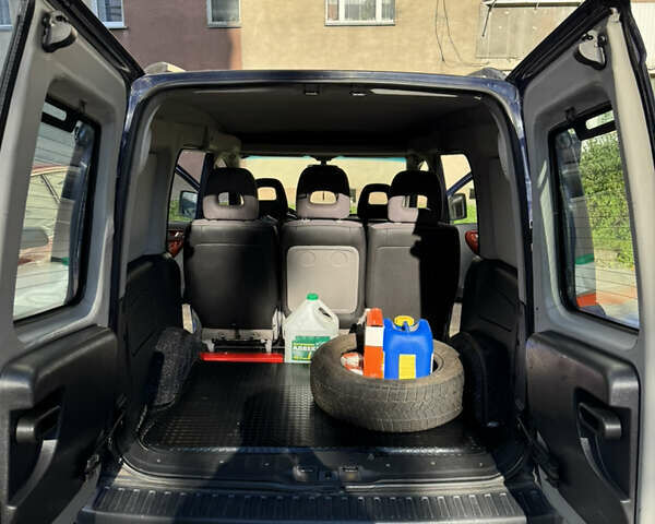 Синий Опель Комбо груз.-пасс., объемом двигателя 1.69 л и пробегом 190 тыс. км за 4800 $, фото 4 на Automoto.ua