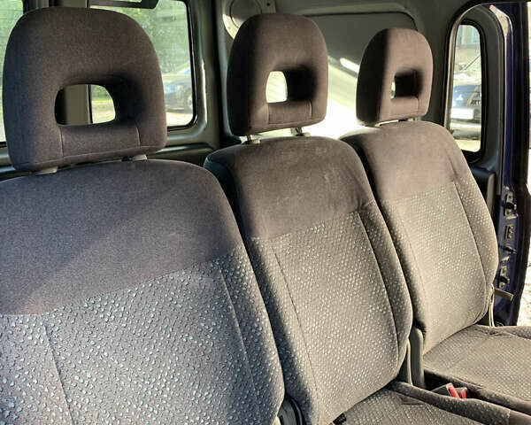 Синий Опель Комбо груз.-пасс., объемом двигателя 1.69 л и пробегом 190 тыс. км за 4800 $, фото 9 на Automoto.ua