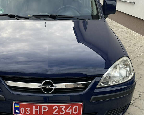 Синій Опель Комбо вант.-пас., об'ємом двигуна 0 л та пробігом 176 тис. км за 5200 $, фото 4 на Automoto.ua