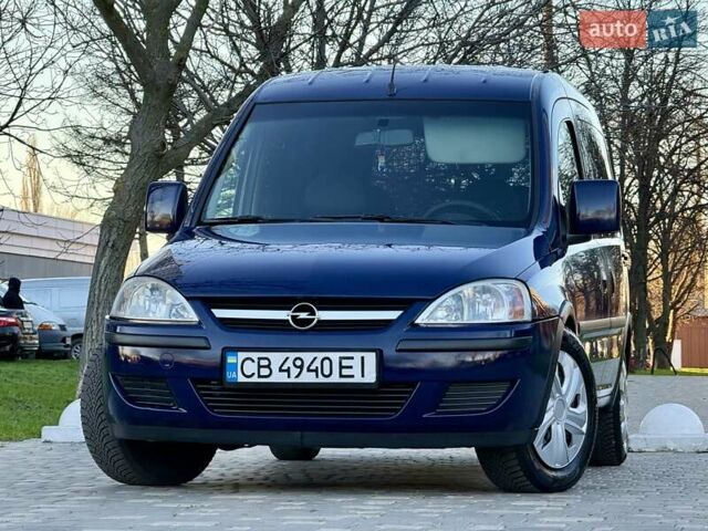 Синій Опель Комбо вант.-пас., об'ємом двигуна 1.7 л та пробігом 329 тис. км за 4999 $, фото 21 на Automoto.ua