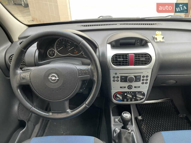 Синій Опель Комбо вант.-пас., об'ємом двигуна 0 л та пробігом 176 тис. км за 5200 $, фото 9 на Automoto.ua