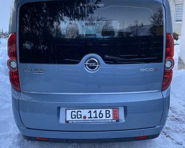 Синій Опель Комбо вант.-пас., об'ємом двигуна 1.6 л та пробігом 172 тис. км за 9500 $, фото 10 на Automoto.ua