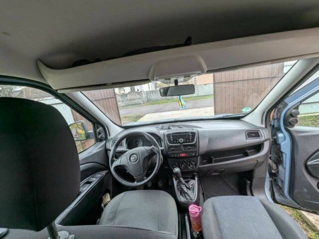 Синий Опель Комбо груз.-пасс., объемом двигателя 1.6 л и пробегом 310 тыс. км за 6500 $, фото 8 на Automoto.ua