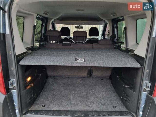 Синий Опель Комбо груз.-пасс., объемом двигателя 1.37 л и пробегом 220 тыс. км за 6999 $, фото 24 на Automoto.ua