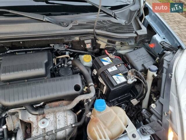 Синий Опель Комбо груз.-пасс., объемом двигателя 1.37 л и пробегом 220 тыс. км за 6999 $, фото 16 на Automoto.ua