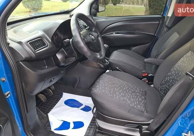 Синий Опель Комбо груз.-пасс., объемом двигателя 1.6 л и пробегом 193 тыс. км за 10800 $, фото 19 на Automoto.ua