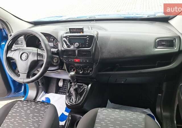 Синий Опель Комбо груз.-пасс., объемом двигателя 1.6 л и пробегом 192 тыс. км за 10850 $, фото 32 на Automoto.ua