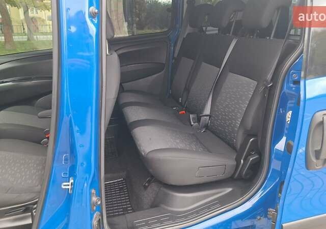 Синий Опель Комбо груз.-пасс., объемом двигателя 1.6 л и пробегом 192 тыс. км за 10850 $, фото 28 на Automoto.ua