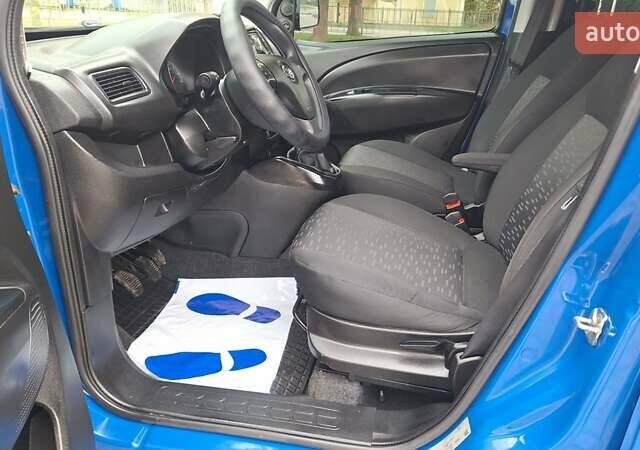 Синий Опель Комбо груз.-пасс., объемом двигателя 1.6 л и пробегом 192 тыс. км за 10850 $, фото 25 на Automoto.ua