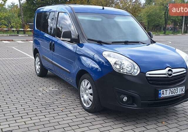 Синій Опель Комбо вант.-пас., об'ємом двигуна 1.6 л та пробігом 193 тис. км за 11400 $, фото 9 на Automoto.ua