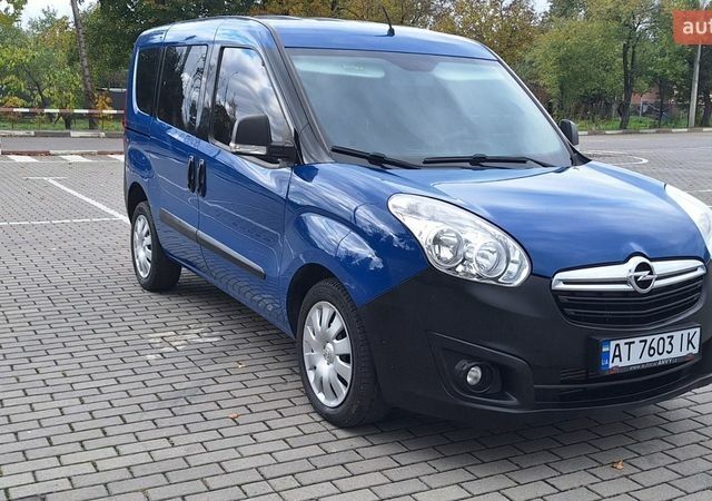 Синій Опель Комбо вант.-пас., об'ємом двигуна 1.6 л та пробігом 193 тис. км за 10750 $, фото 3 на Automoto.ua